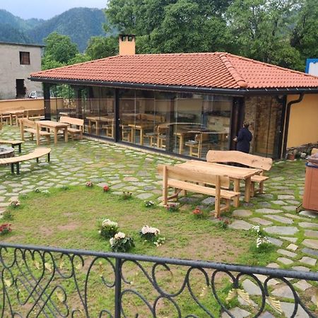 Guesthouse Nefertiti สโมลยัน ภายนอก รูปภาพ