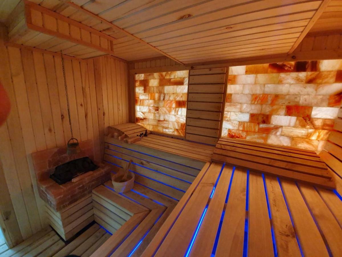 Guesthouse Nefertiti สโมลยัน ภายนอก รูปภาพ