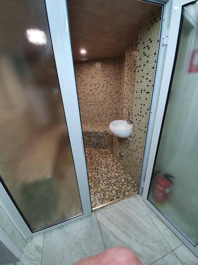 Guesthouse Nefertiti สโมลยัน ภายนอก รูปภาพ