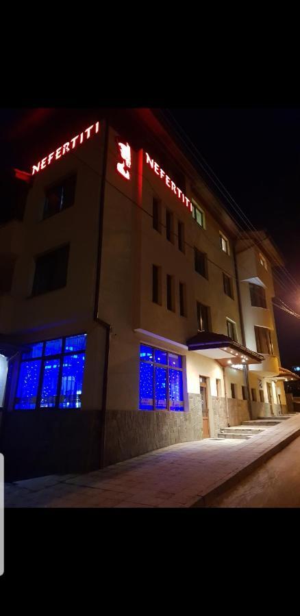 Guesthouse Nefertiti สโมลยัน ภายนอก รูปภาพ
